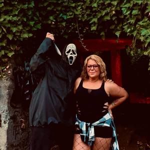 Meet your Posher, Chelsey